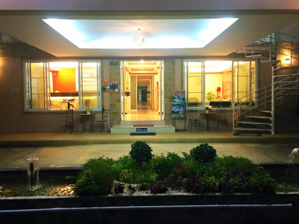 Chumphon Travelodge מראה חיצוני תמונה