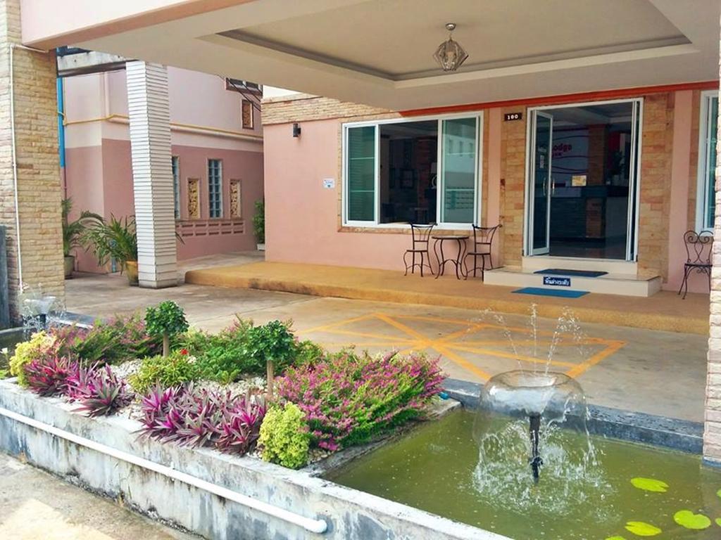 Chumphon Travelodge מראה חיצוני תמונה